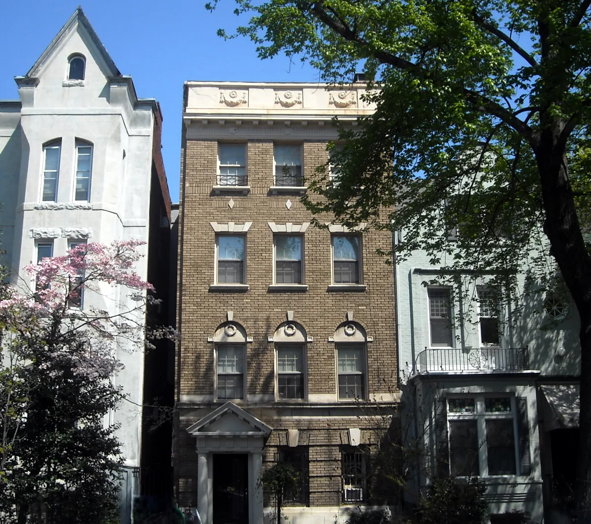 Home Prices See Slight Rise Amid Shifting Market Dynamics