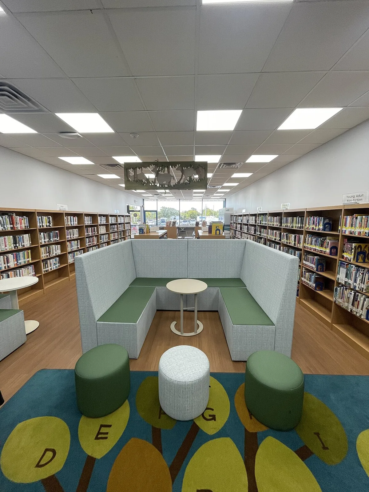 Keys Librarian Retires After 20 Years of Storytime